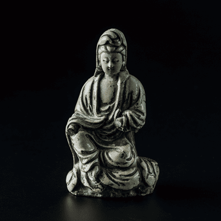 ハンタマルヤ（サンタ・マリア像）